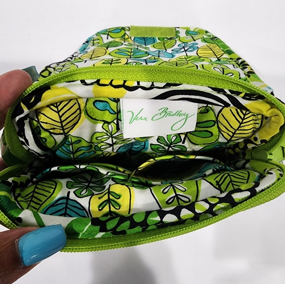 Vera Bradley Mini Hipster Limes Up Green Yellow Flowers Zip Crossbody Pouch EUC - Picture 5 of 6